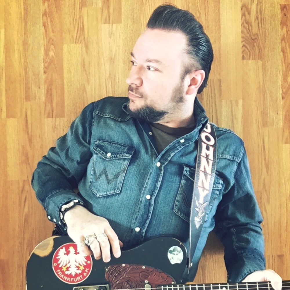 Meet your Posher, Johnny